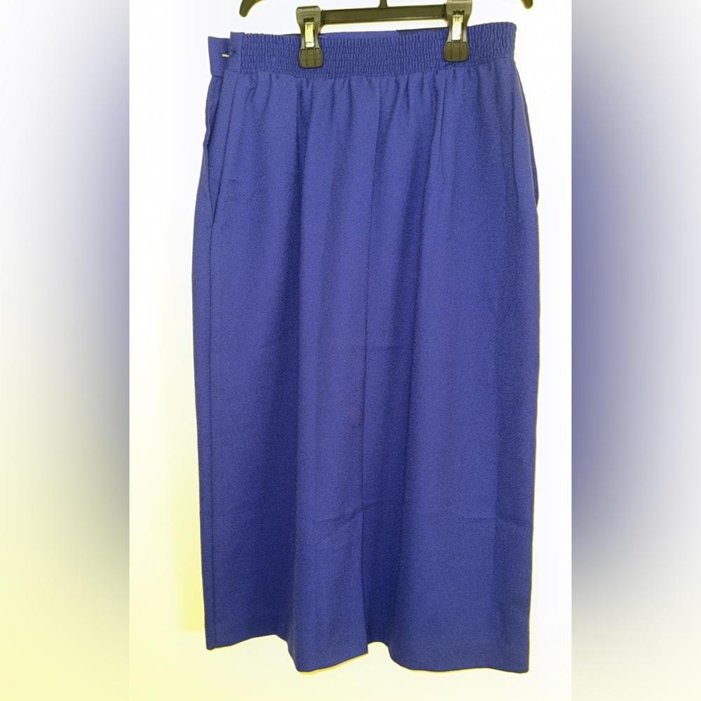 Vintage OUI PETITES Chic Navy Women's Mini Skirt